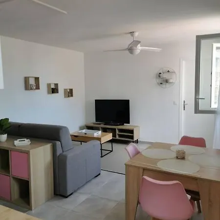 Appartement Superbe à 40 Mètres De La